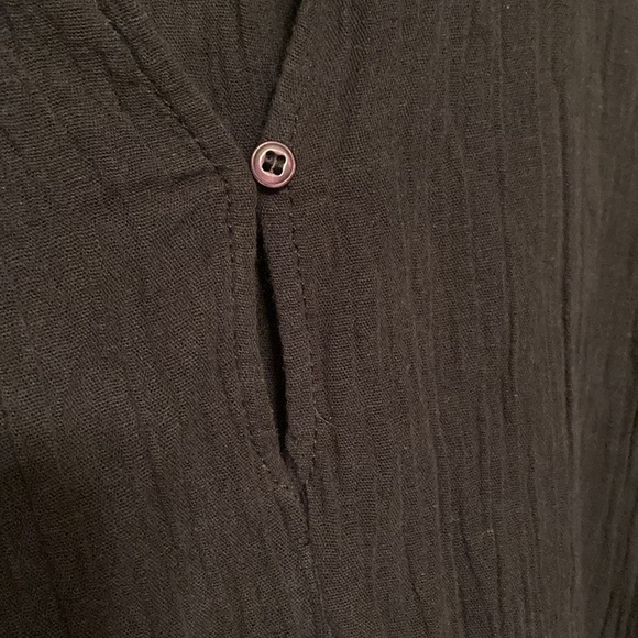 H&M grey tunic top with braided beige belt. 90% cotton and 10% linen. - Picture 4 of 6